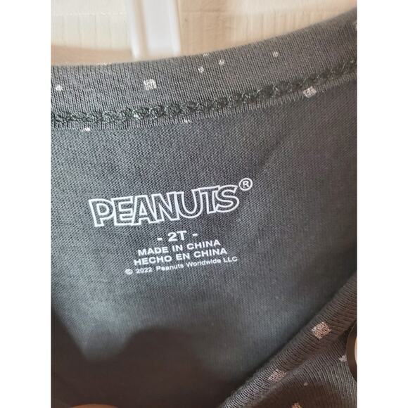 Peanuts Snoopy Two Piece Glow in the Dark Outfit, NWOT - Picture 4 of 5